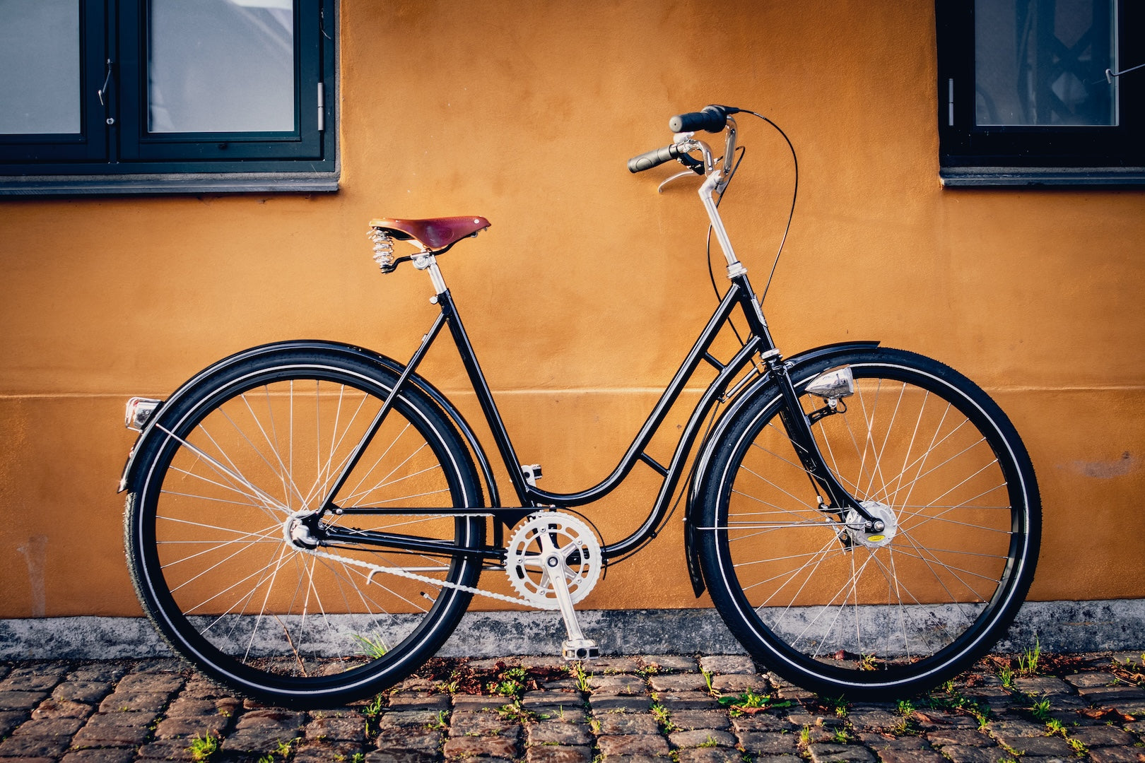 Østerbro cyklen - sort damecykel - Saxil cykler - klassisk cykel